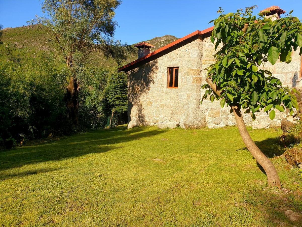 Quinta Da Casa Dos Santos - Inside Geres Guest House Exterior foto